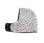 Gorro bufanda de estampado geométrico en fucsia y verde sobre blanco