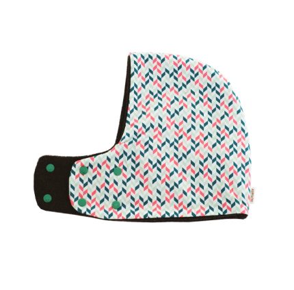 Gorro bufanda de estampado geométrico en fucsia y verde sobre blanco