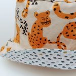 Gorro reversible de tigres