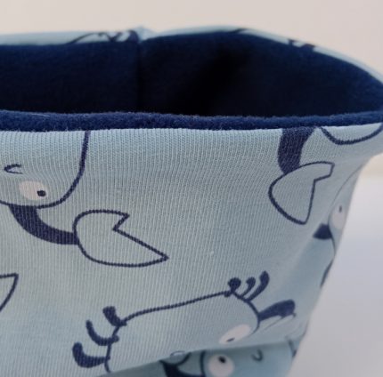 Cuello polar azul de cangrejos