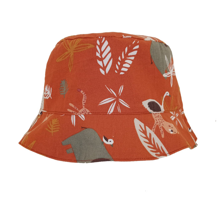 Gorro reversible de animales salvajes en color naranja tierra Gorro reversible de animales salvajes en color naranja tierra